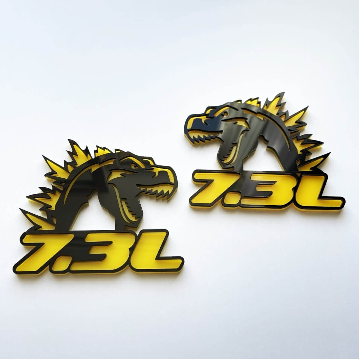 Godzilla 7.3L MEGAZILLA Ford Performance 7.3L Distintivo 3D Emblema distintivo parafango nero vs giallo
