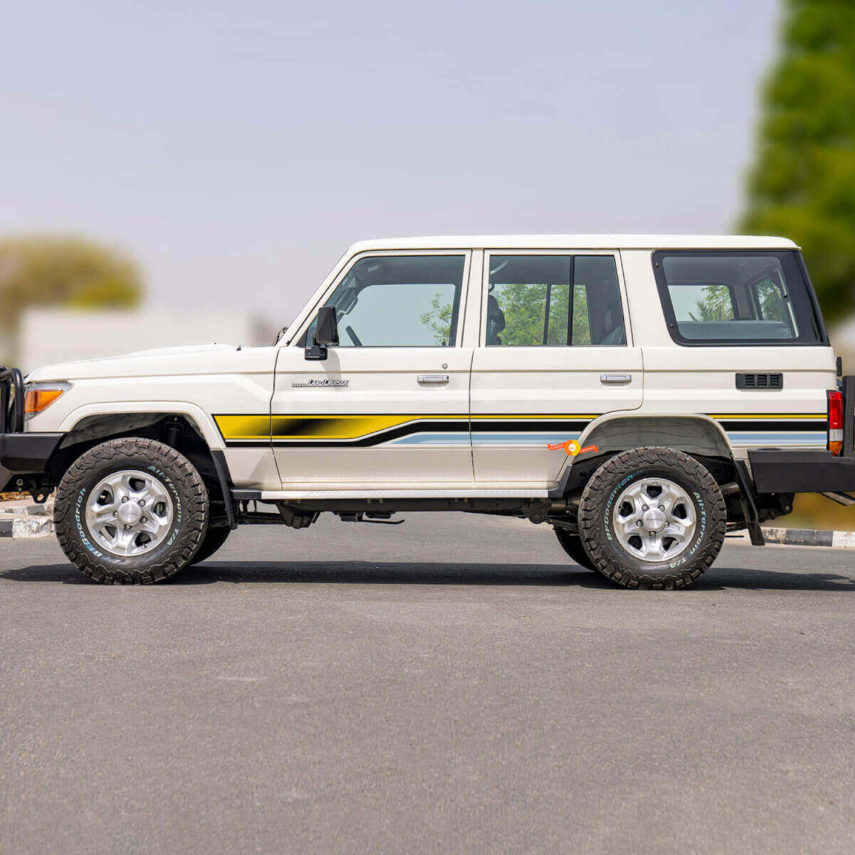 Kit adesivi grafiche strisce laterali retro per Toyota Land Cruiser GRJ76