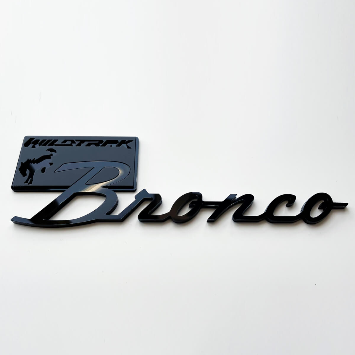 Distintivi parafango Bronco Wildtrak Emblema 3D del portellone posteriore Nero vs grigio

