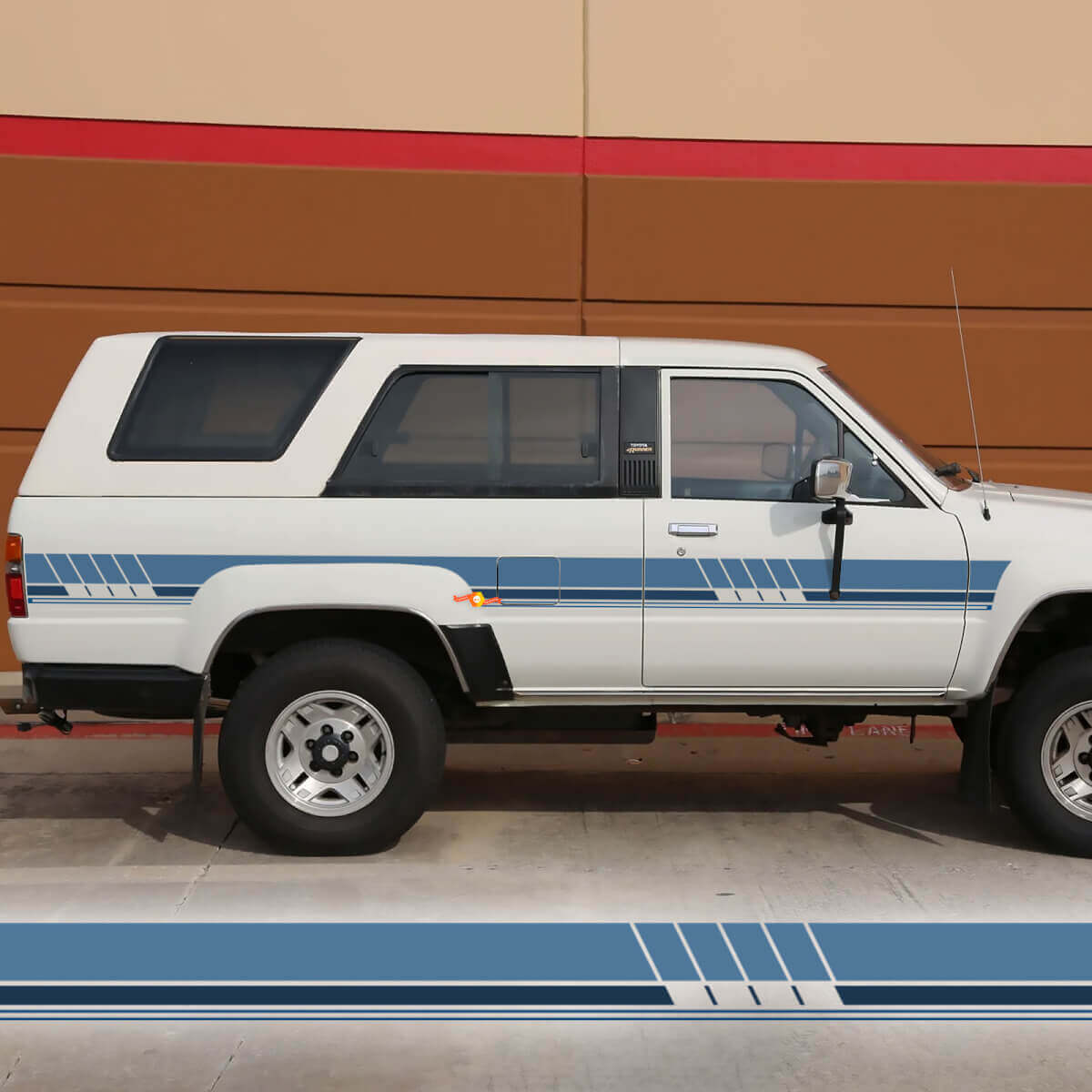 Adesivi per decalcomanie in vinile con strisce laterali del carro Toyota 4Runner SR5 vintage classico della vecchia scuola
