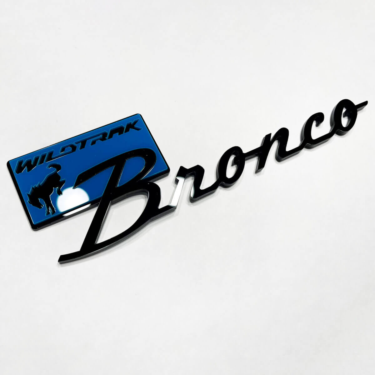 BRONCO Wildtrak Fender Badges Emblema del portellone del portellone 3D BADGE VS BLU
