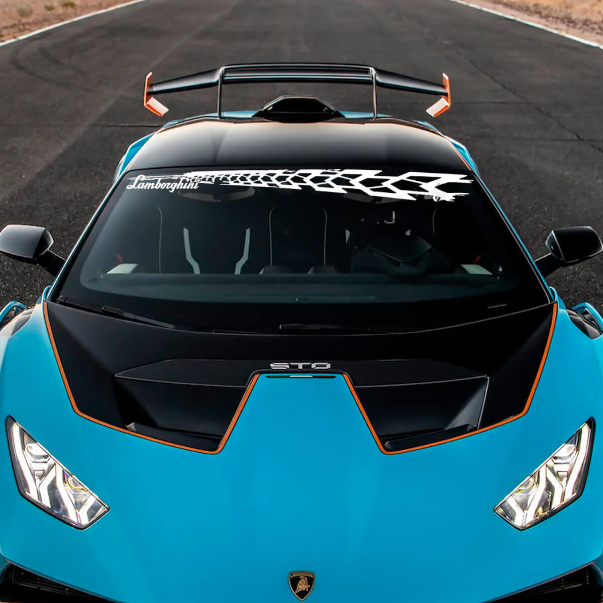 Adesivo in vinile con grafica del logo STO per parabrezza Lamborghini STO 2
