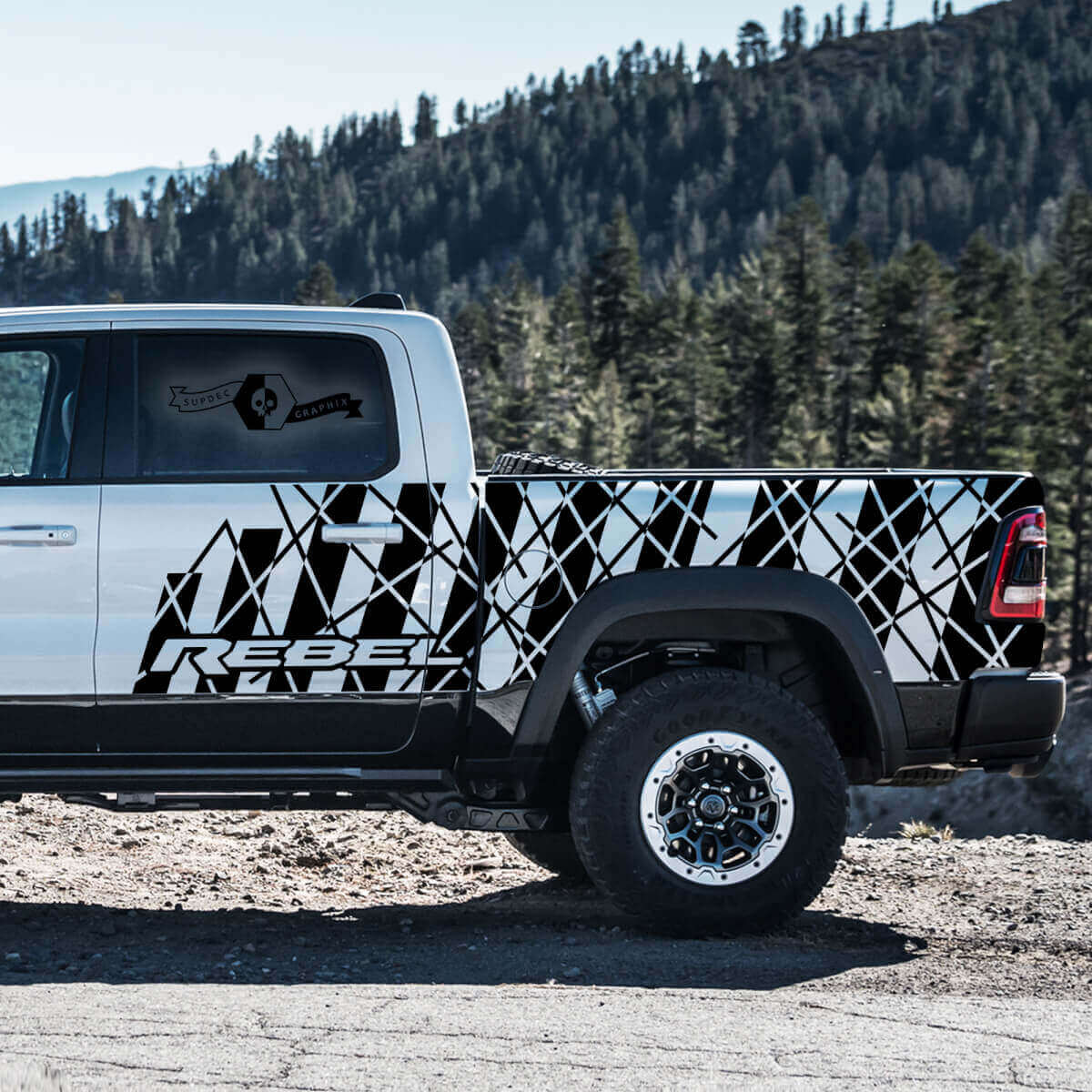Set di Adesivi in Vinile con Strisce Laterali Stile Caotico per Dodge Ram Rebel 2021+