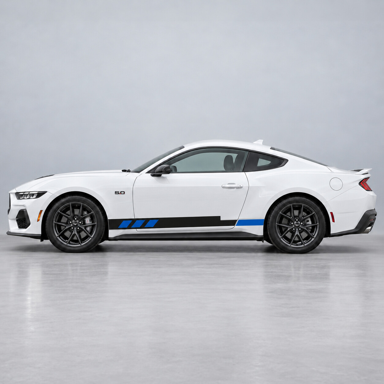 Adesivo laterale in vinile Coast Block Stripes per Ford Mustang 2024
