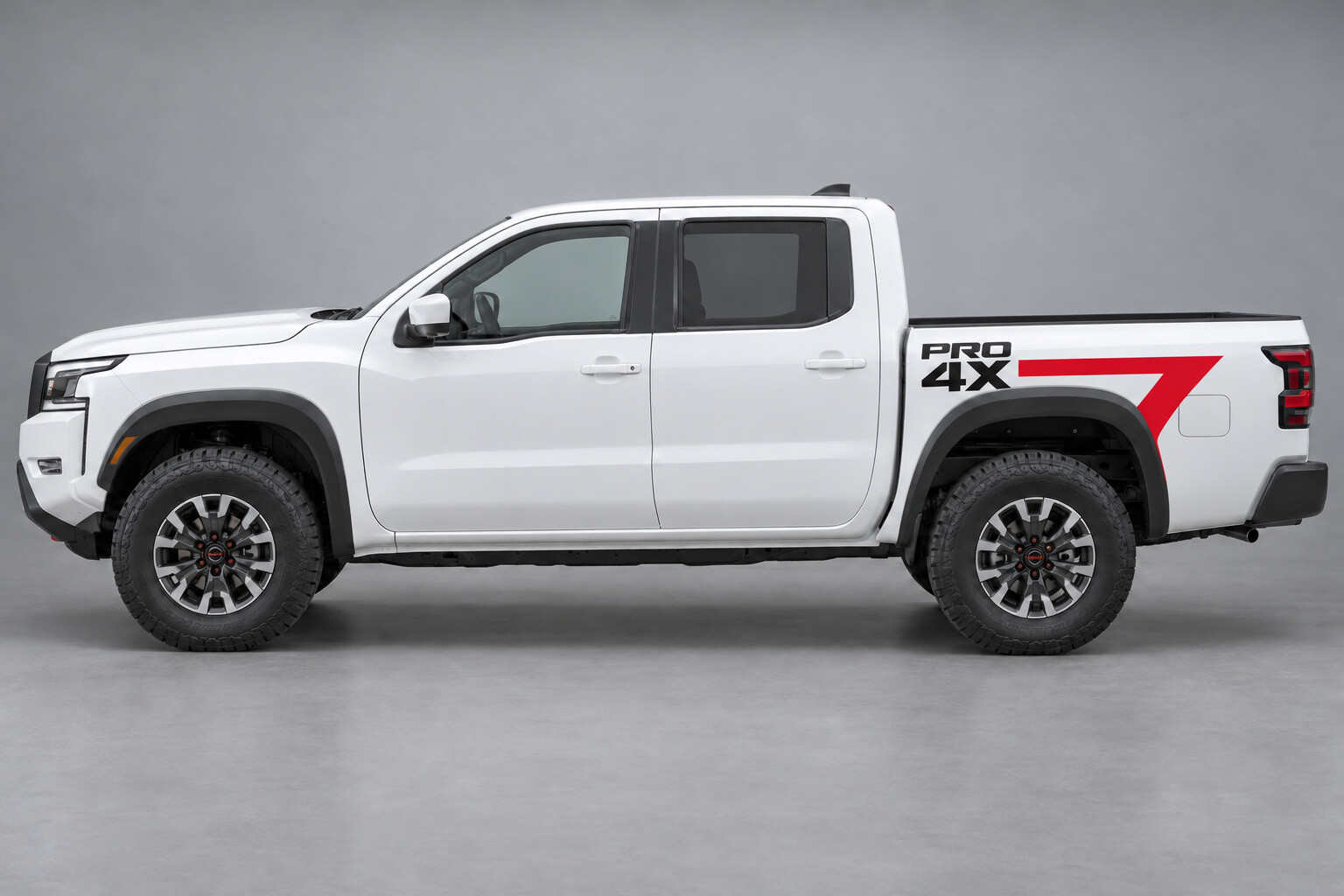 Adesivo in vinile impilato PRO-4X Crew Cab Short Bed per fiancata Nissan Frontier 2024