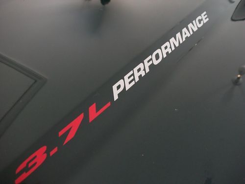 Adesivo in vinile cofano prestazioni 3.7L per Jeep Liberty 2002-2012