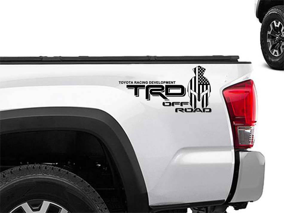 Kit di adesivi in vinile da letto stile bandiera USA TRD Spartan Helmet per camion Toyota