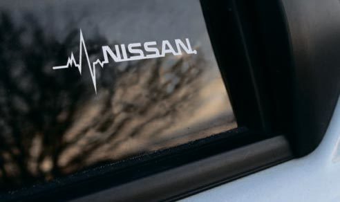 Nissan is in my Blood grafica per decalcomanie per vetrine