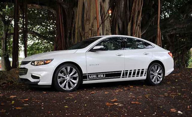 2 adesivi in ​​vinile con grafica a più colori Chevrolet Malibu Car Symbol Racing
