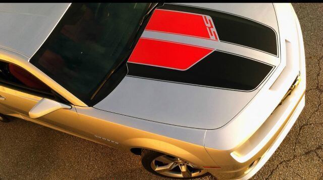 Kit Adesivi in Vinile con Doppie Strisce sul Cofano per Chevrolet Camaro SS 2010-2013
