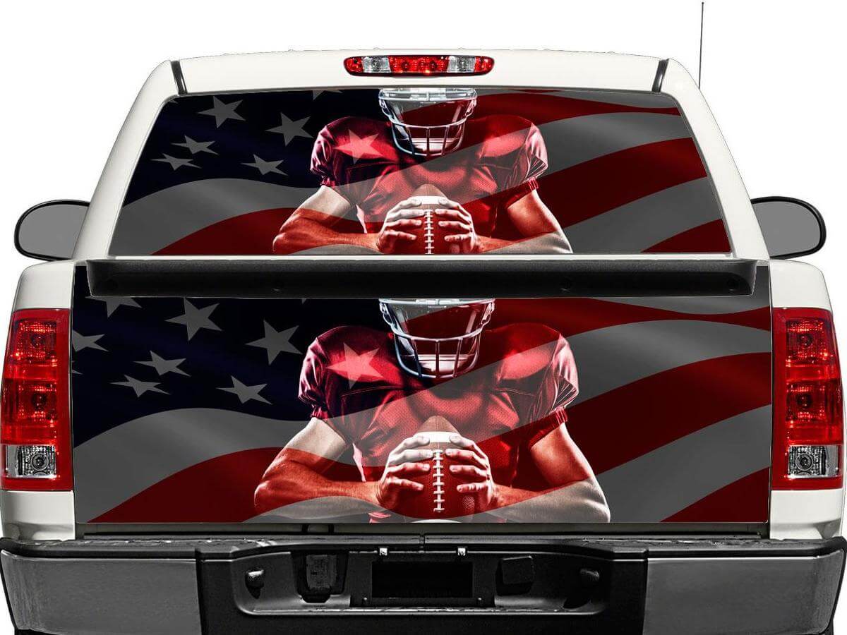 Adesivo per finestrino posteriore o portellone con giocatore di football e bandiera americana per pick-up