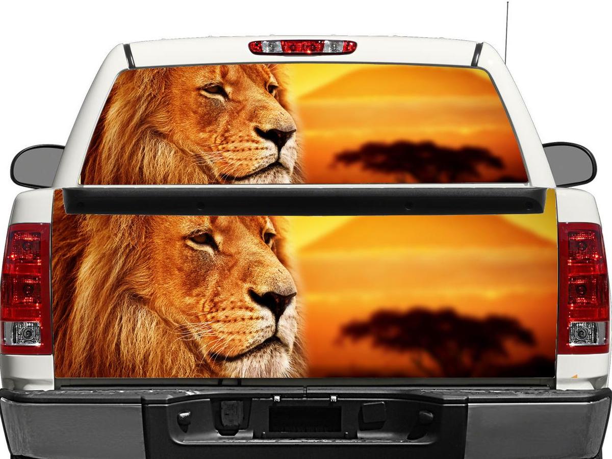 Adesivo in Vinile per Finestrino Posteriore o Portellone con Leone e Paesaggio per Pick-up e SUV