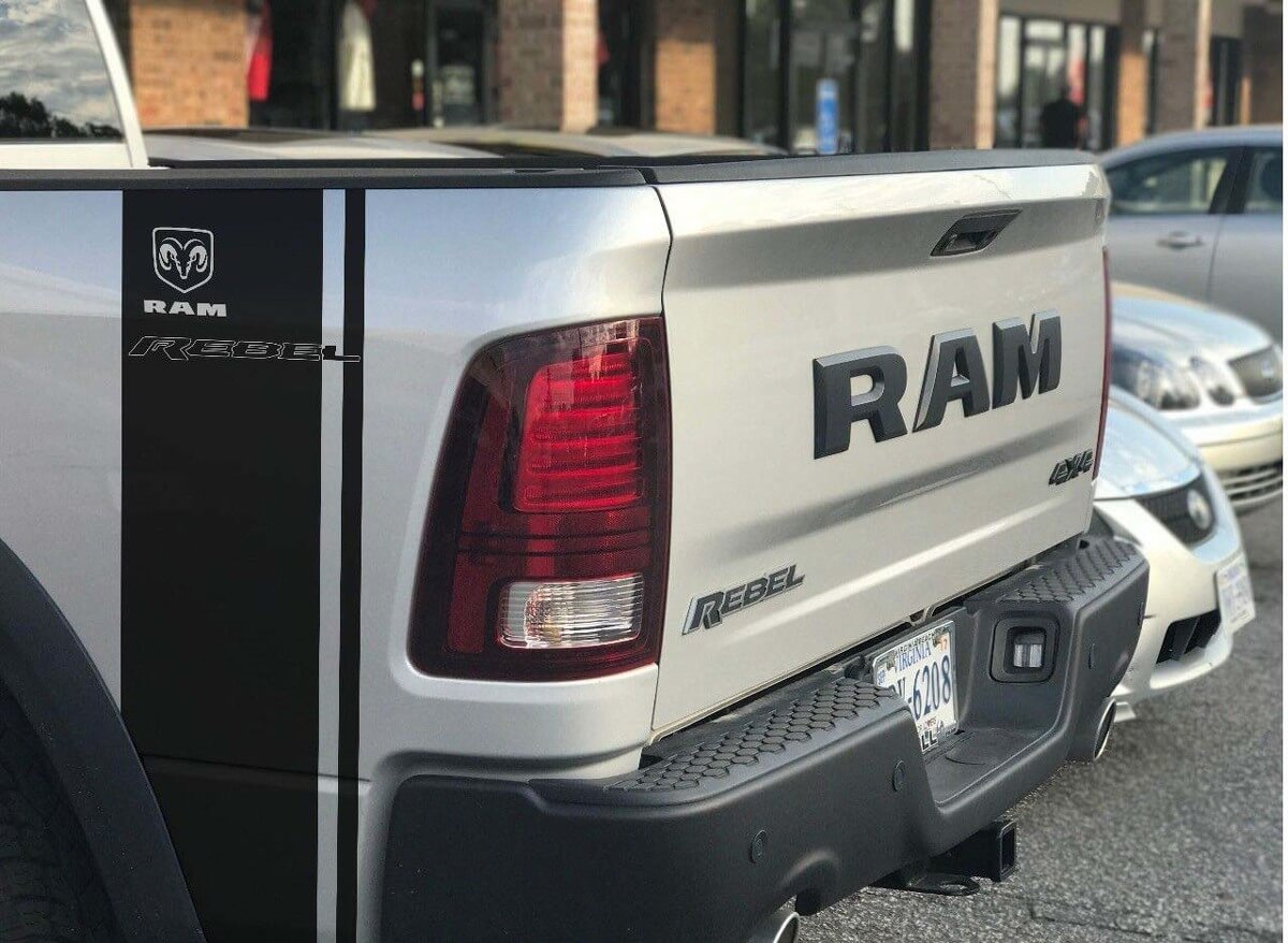 2 Dodge Ram Rebel 1500 5.7L decalcomanie TRX strisce laterali adesivi in ​​vinile Hemi Graphics Now