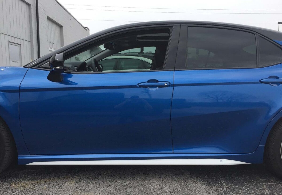 Kit di Adesivi in Vinile Sottile per Minigonne per Toyota Camry 2018-2019