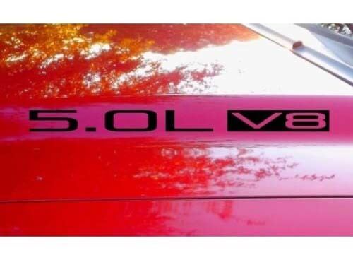 Hood Decal x2 5.0L V8 testo adesivo emblema logo 5.0 V3