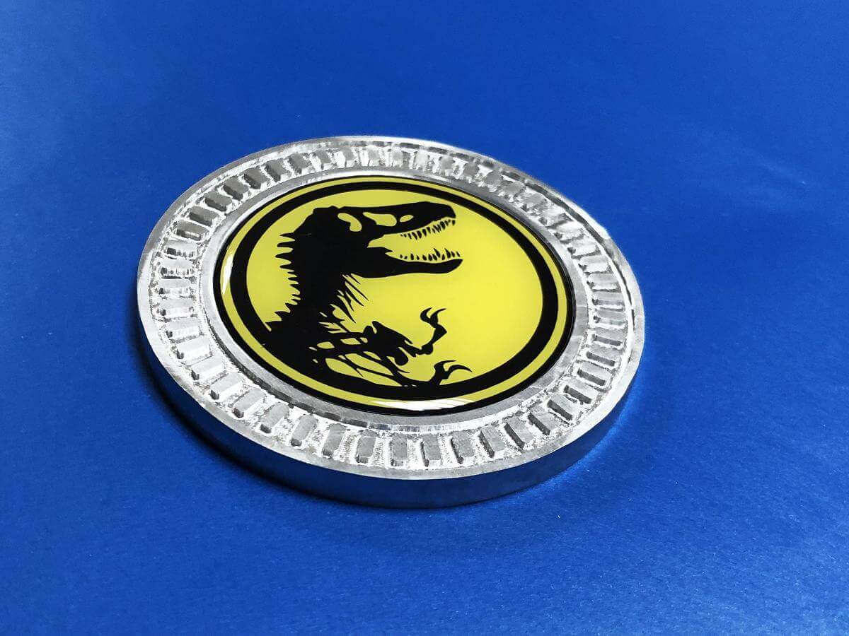 Adesivo in Vinile Emblema da Comodino in Metallo Alluminio Jurassic Park per Jeep Wrangler