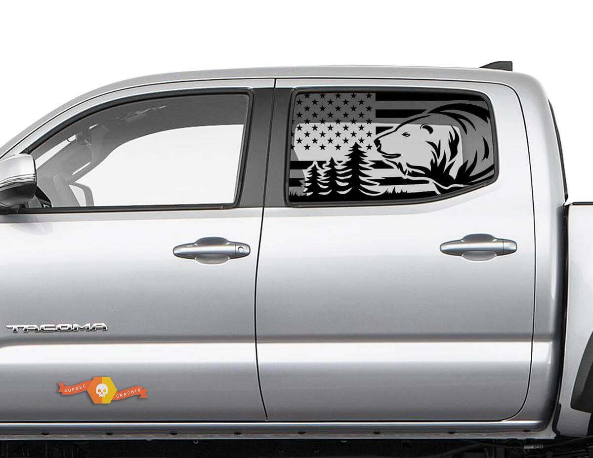Kit di decalcomanie in vinile per finestrino laterale posteriore Bear Forest con bandiera USA per Toyota Tacoma