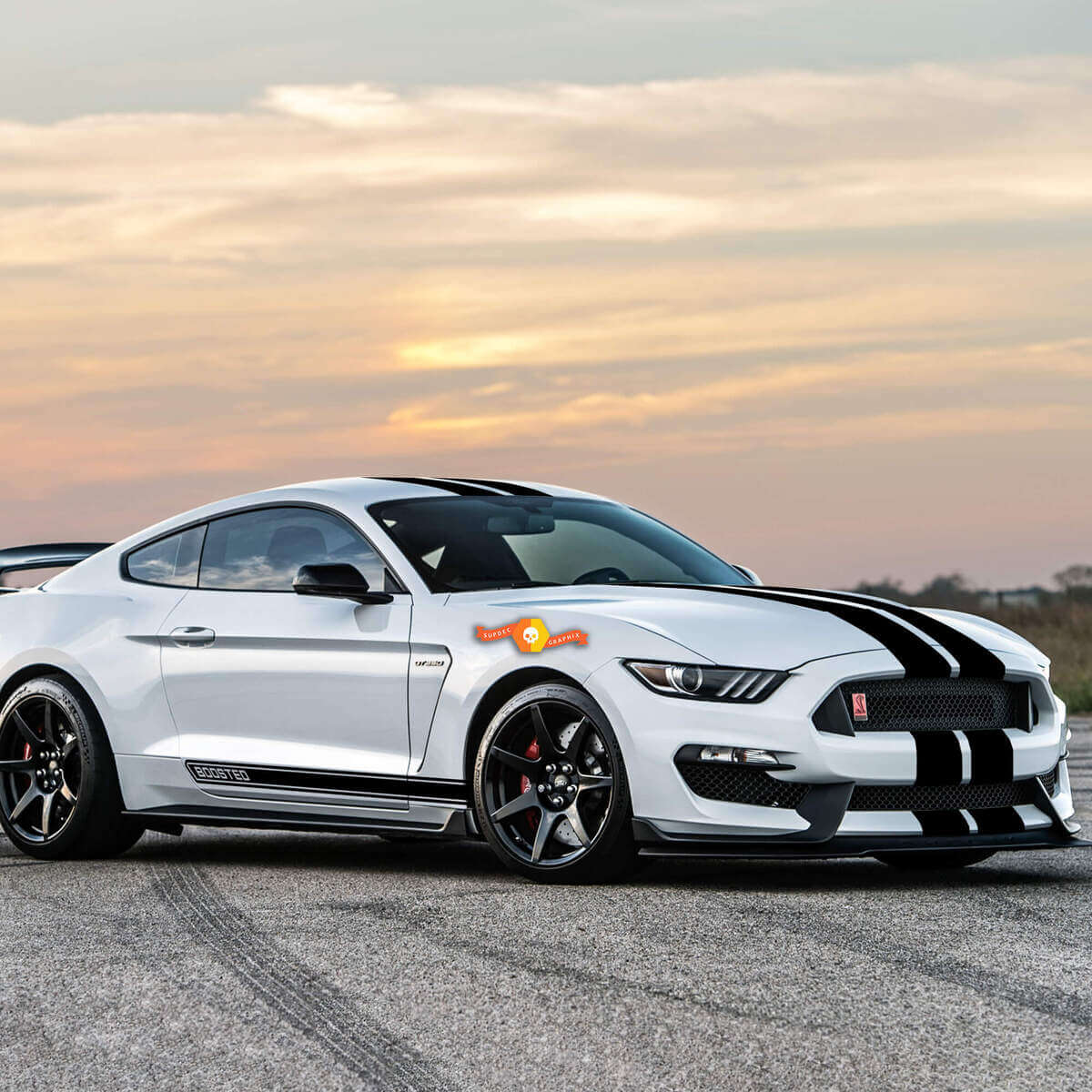 2X BOOSTED FORD MUSTANG lato vinile Rocker Panel body decalcomanie adesivo auto logo grafica emblema logo
