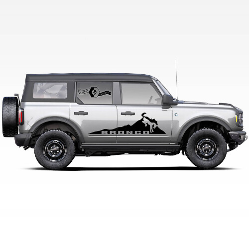 Coppia di adesivi per portiere laterali con logo di un cavallo stallone Bronco sulle Montagne per Ford Bronco 2021
