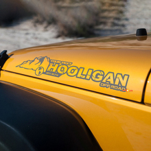 Adesivo in vinile personalizzato Hooligan per cofano Jeep Rubicon_2