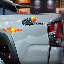 Adesivi Vinilici Laterali Vintage con Logo Topografico TRD 2 Per Toyota Tacoma 2