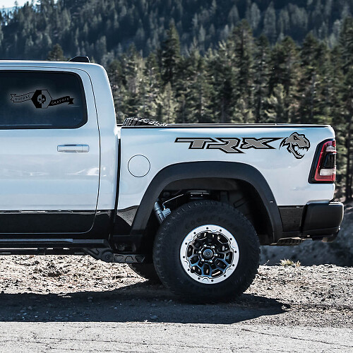 Coppia di adesivi laterali in vinile TRX per letto Ram 1500 Rebel TRX