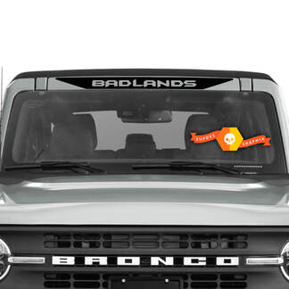Decalcomania in vinile con logo Badlands sopra lo striscione del parabrezza Bronco
