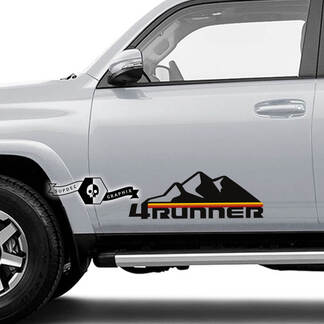 2 adesivi per porte laterali 4Runner 2023 in vinile con logo Mountain per Toyota 4Runner TRD
