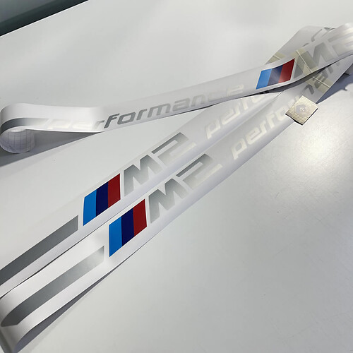 2x adesivi in ​​vinile BMW M2 G87 M Performance Silver Stripes 2023
