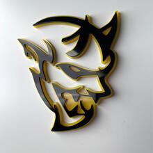 Distintivo 3D personalizzato Demone Dodge Charger Challenger logo Fender Badge Emblem Giallo vs Nero
 3