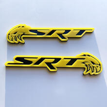 Emblema dei badge parafango SRT Trackhawk 3D giallo lucido vs nero lucido
 4