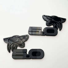 Distintivo parafango Coyote 5.0 Wolf 3D_3