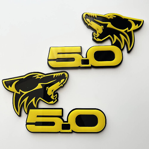 Stemma per parafango COYOTE 5.0 Stemma 3D nero vs giallo
