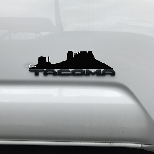 Adesivo decalcomania Toyota Tacoma Mountains Arizona Canyon sul badge
