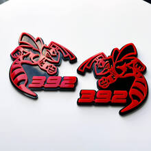 Hornet Bee 392 Distintivo 3D Emblema dei distintivi del parafango grigio vs rosso
 3