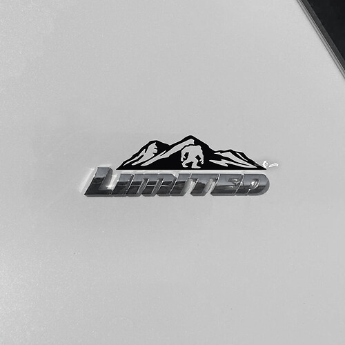 Adesivo decalcomania alberi montagne sopra badge Toyota 4Runner Limited
