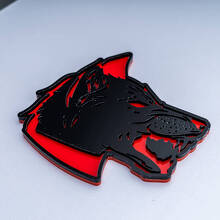 Emblema distintivo 3D con testa di lupo per parafango e portellone_3