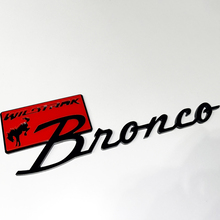 Distintivi parafango Bronco Wildtrak Emblema 3D del portellone posteriore Nero vs rosso
 4