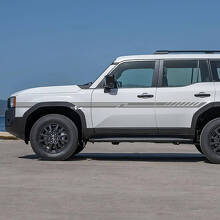 Adesivi in vinile per strisce decorative sulle porte laterali della Toyota Land Cruiser
 3