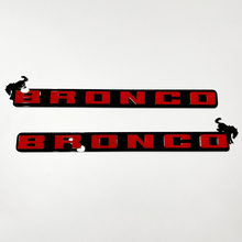 Bronco Fender Badge sulla griglia anteriore Emblema del portellone posteriore Badge 3D Nero vs Rosso
 2