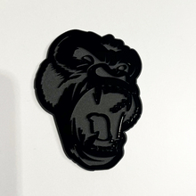 Distintivo 3D personalizzato Emblema dei distintivi della griglia anteriore del portellone posteriore del parafango Gorilla arrabbiato
 4
