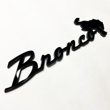 BRONCO FENDER BADGES EMBLEGGIO DI PAIEGATE EMBLEGGIO 3D BADGE GRIGIO VS NERO
 2