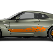 Kit adesivi fiamme per porte laterali per Nissan GT-R
 3