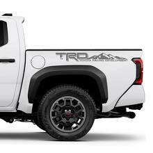 Adesivi TRD Off Road Mountains per fiancate letto del camion per Toyota Tacoma
 2