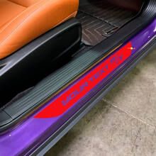 Strisce Adesive in Vinile per Battitacco con Lettering Personalizzato R/T per Dodge Challenger_3