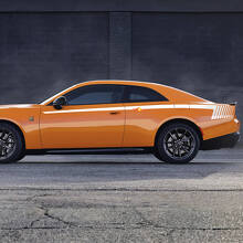 Kit di Adesivi in Vinile a Strisce Laterali Sixpack per Pannello Fianchettato Dodge Challenger_2