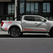 Adesivo Striscia Laterale Sottile Stile Mouintains per Nissan Navara PRO 4X Warrior 3