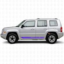 Adesivo in vinile con strisce laterali curve a scacchiera per Jeep Patriot 2007-2017_2