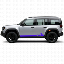 Adesivo laterale in vinile a strisce sottili con montagne per Jeep Recon 2026+_2