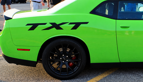 Custom Text Italic Lettering Parafango posteriore Adesivo in vinile per Dodge Challenger SRT, Hellcat